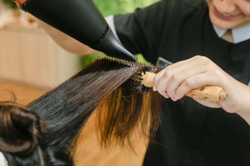 Foils being placed through mid-lengths